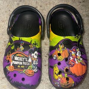 CROCS Halloween Mickey Pumpkin Patch